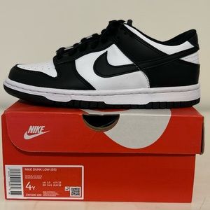 NIKE DUNK LOW (PANDAS)